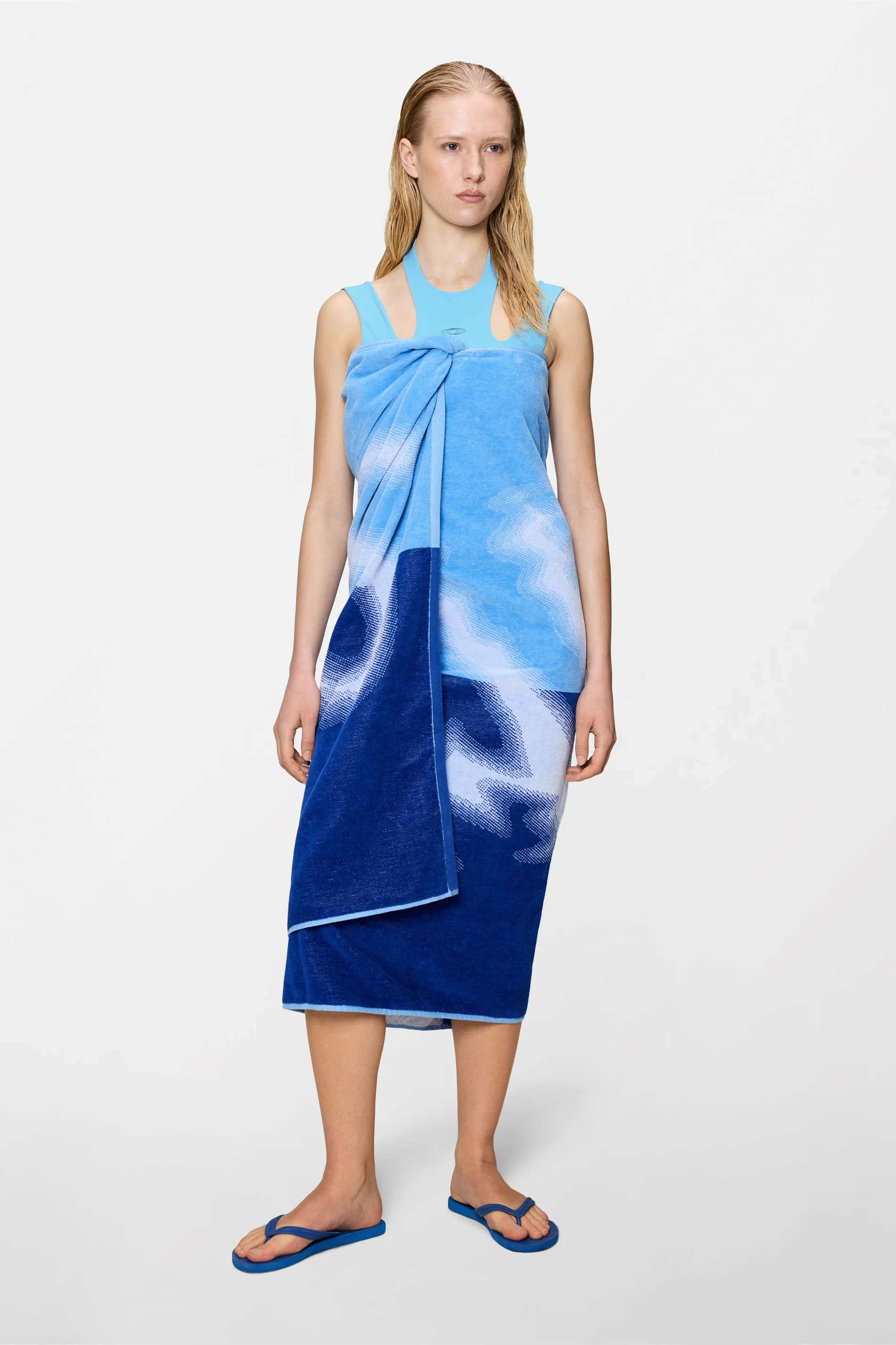 Swim Towel Ripple - Image 3