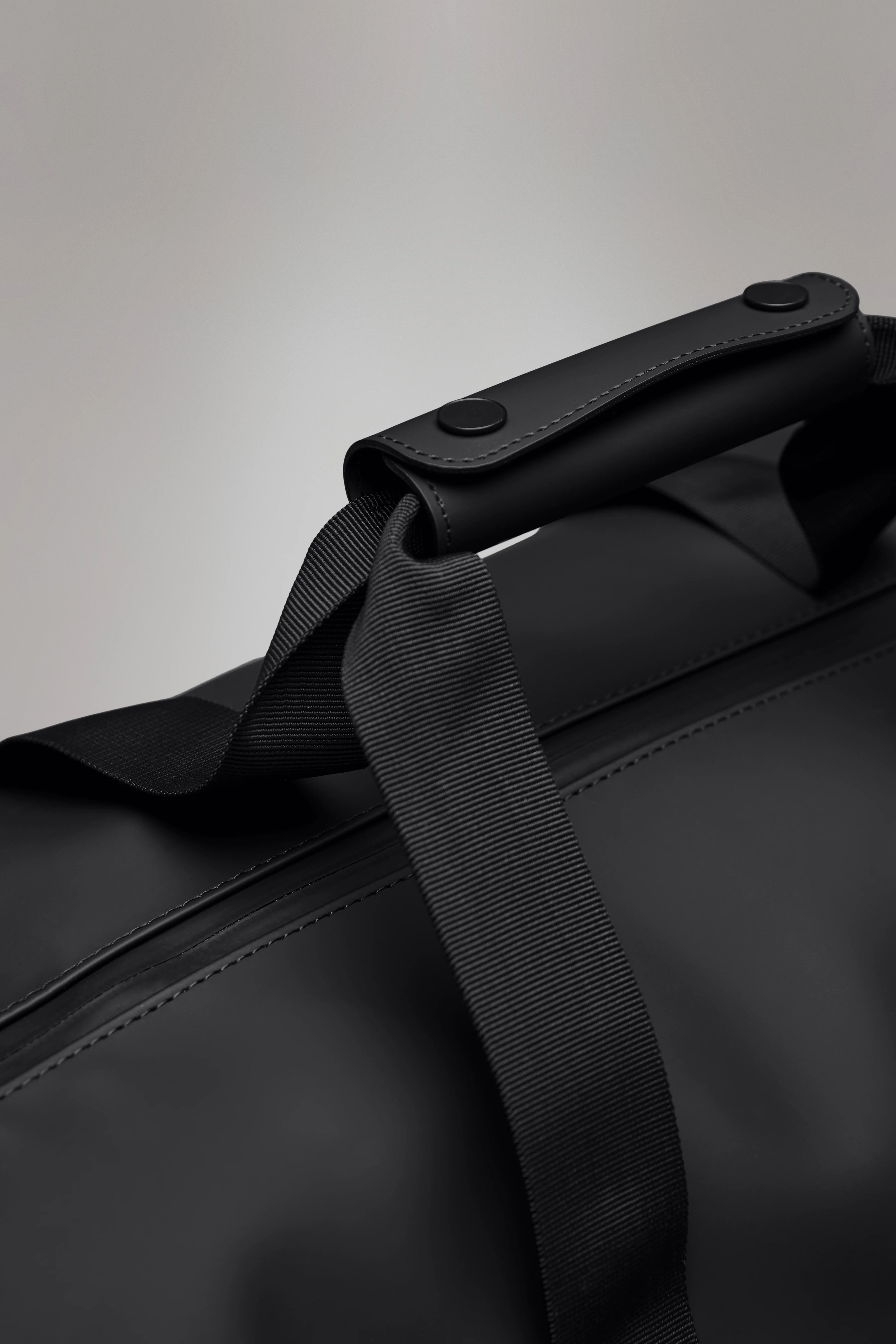 Hilo Weekend Bag Small - Image 18